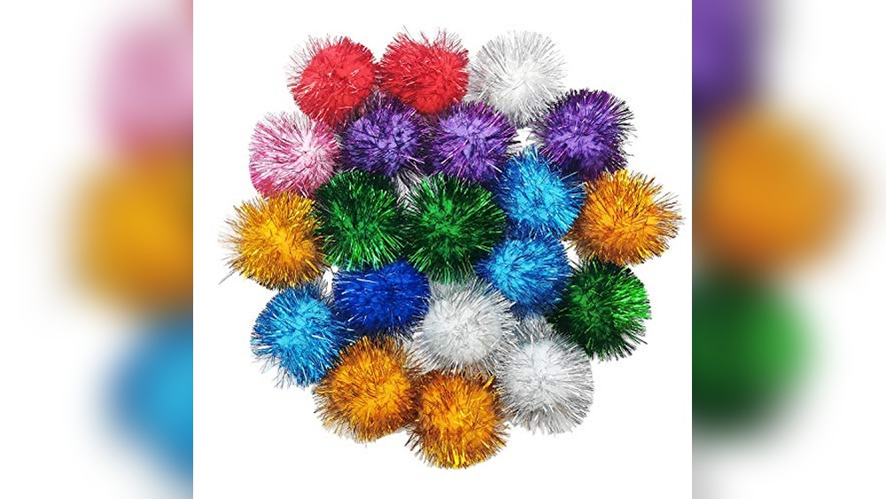 Best Colors for Cat Toys to Boost Your Cat&rsquo;s Playtime Fun