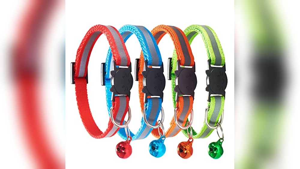 Best Colors for Cats to See: Choosing Reflective and Safe Cat Collars
