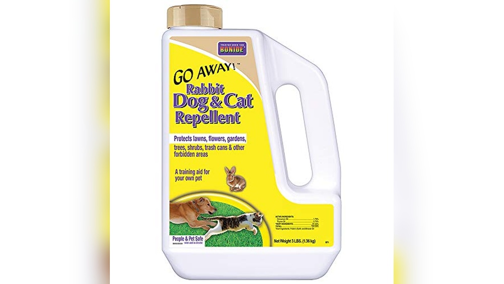 Best Mulch to Keep Cats Away: Top Repellents for Your Garden