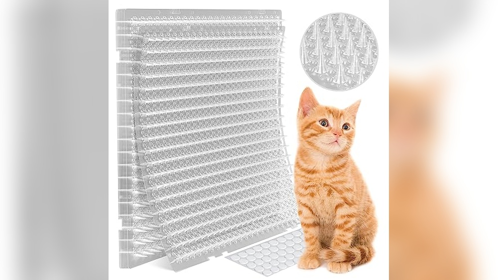 Best Scat Mat for Cats to Deter Pets Indoors and Outdoors Effectively